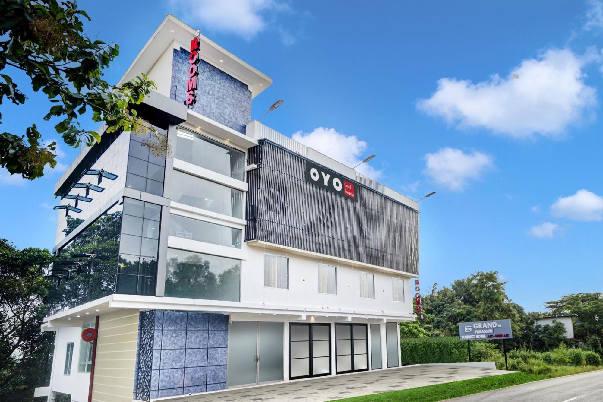 Hotel O Grand Parassini Pāppinisseri 외부 사진
