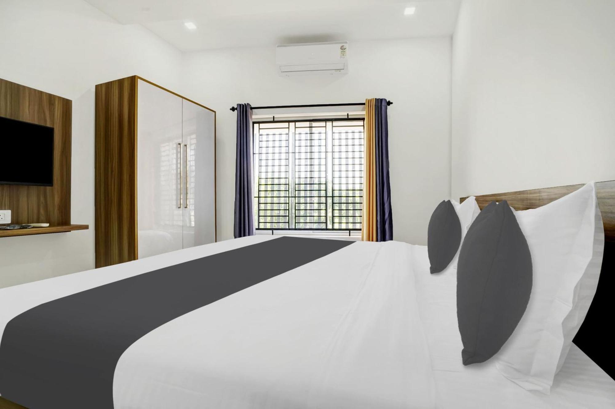 Hotel O Grand Parassini Pāppinisseri 외부 사진
