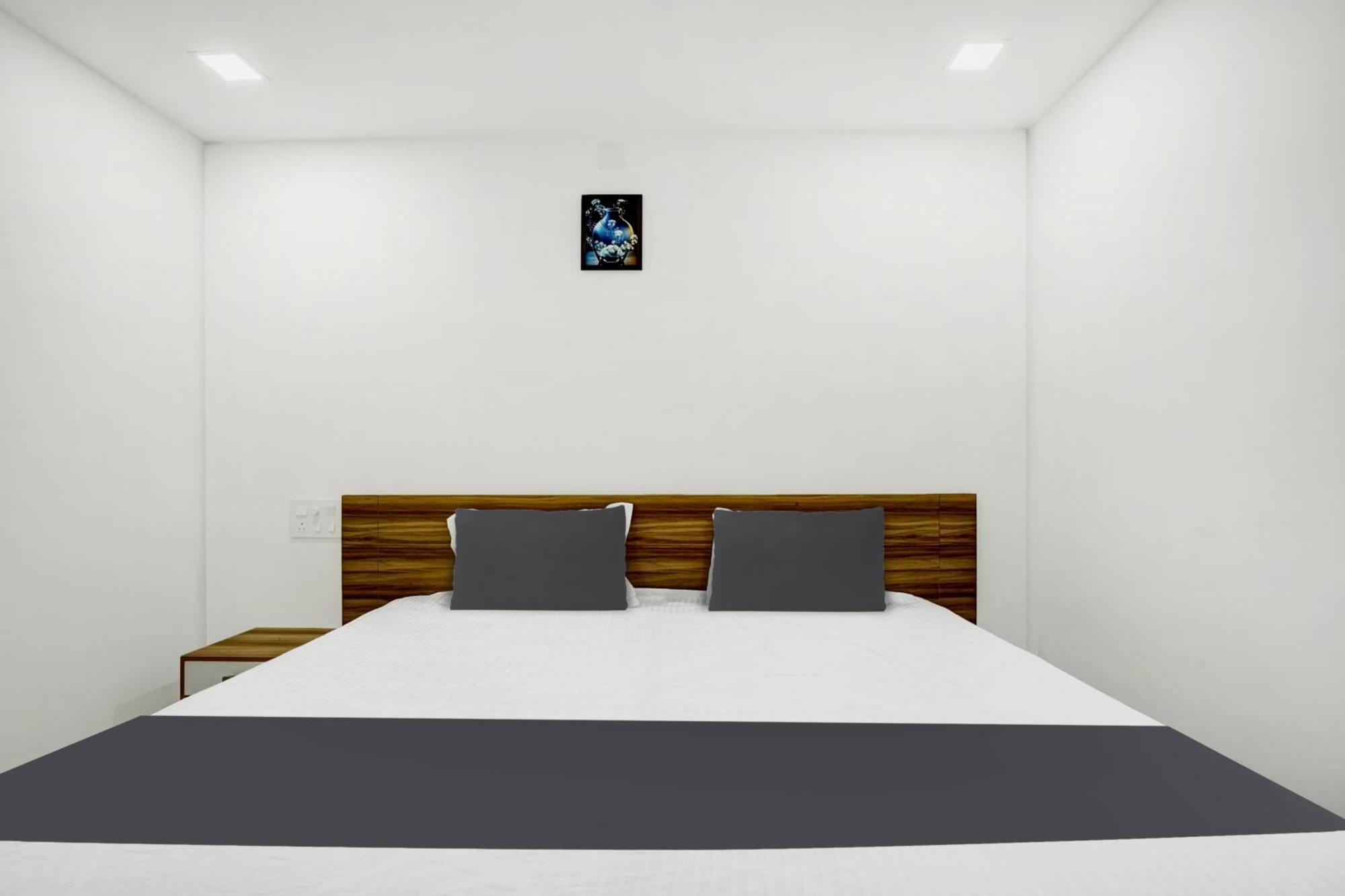Hotel O Grand Parassini Pāppinisseri 외부 사진