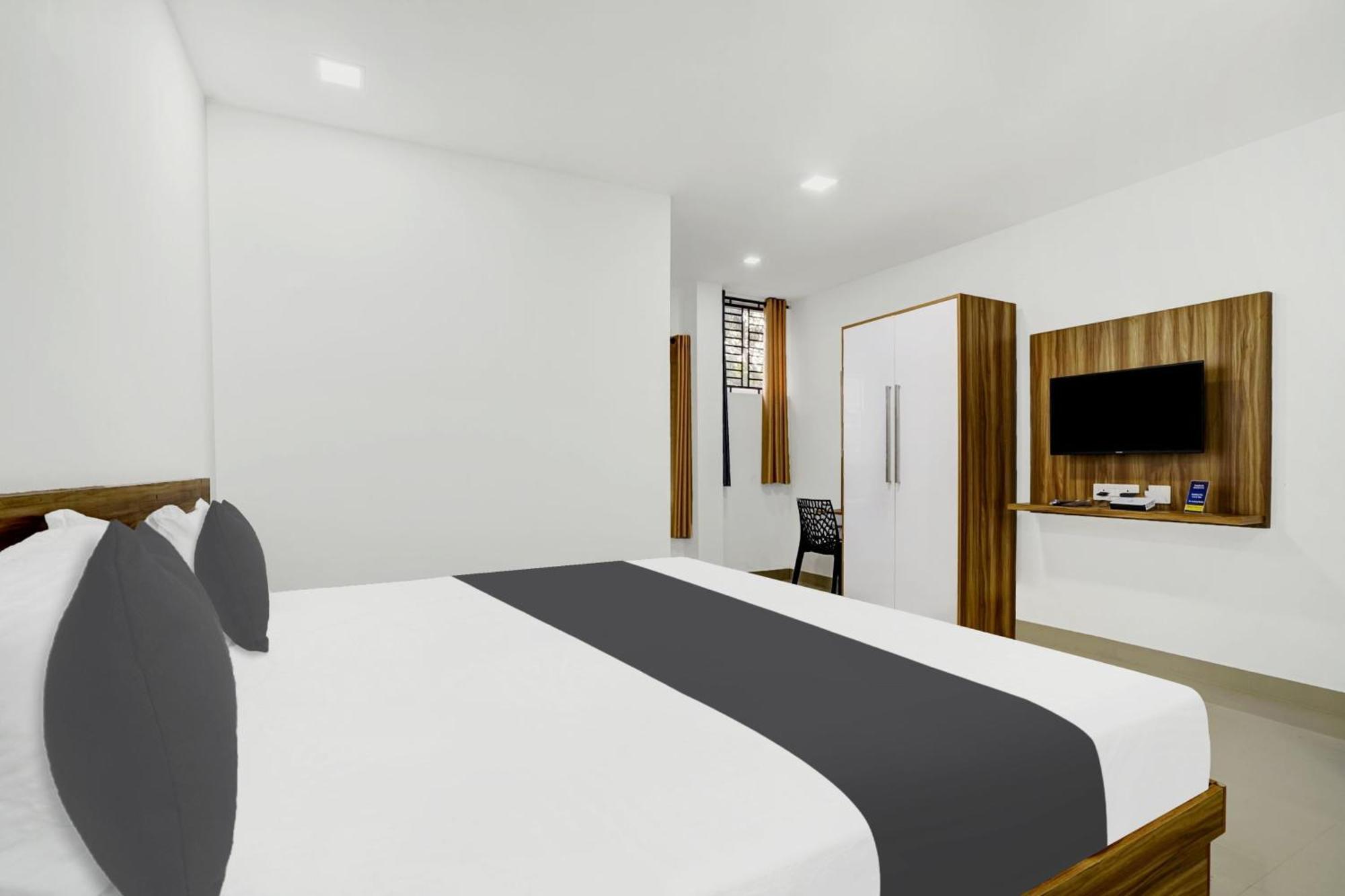 Hotel O Grand Parassini Pāppinisseri 외부 사진